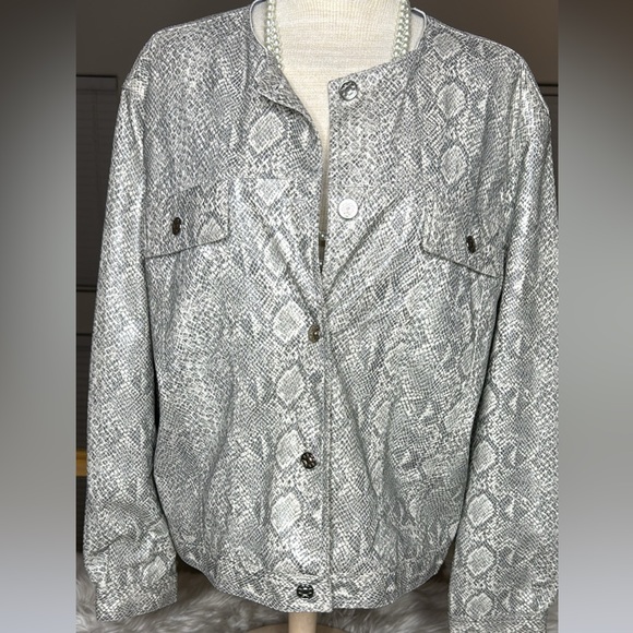 Ashley By 26 International Jackets & Blazers - Ashley By 26 International Gray Snake Print Bomber Jean Jacket Large